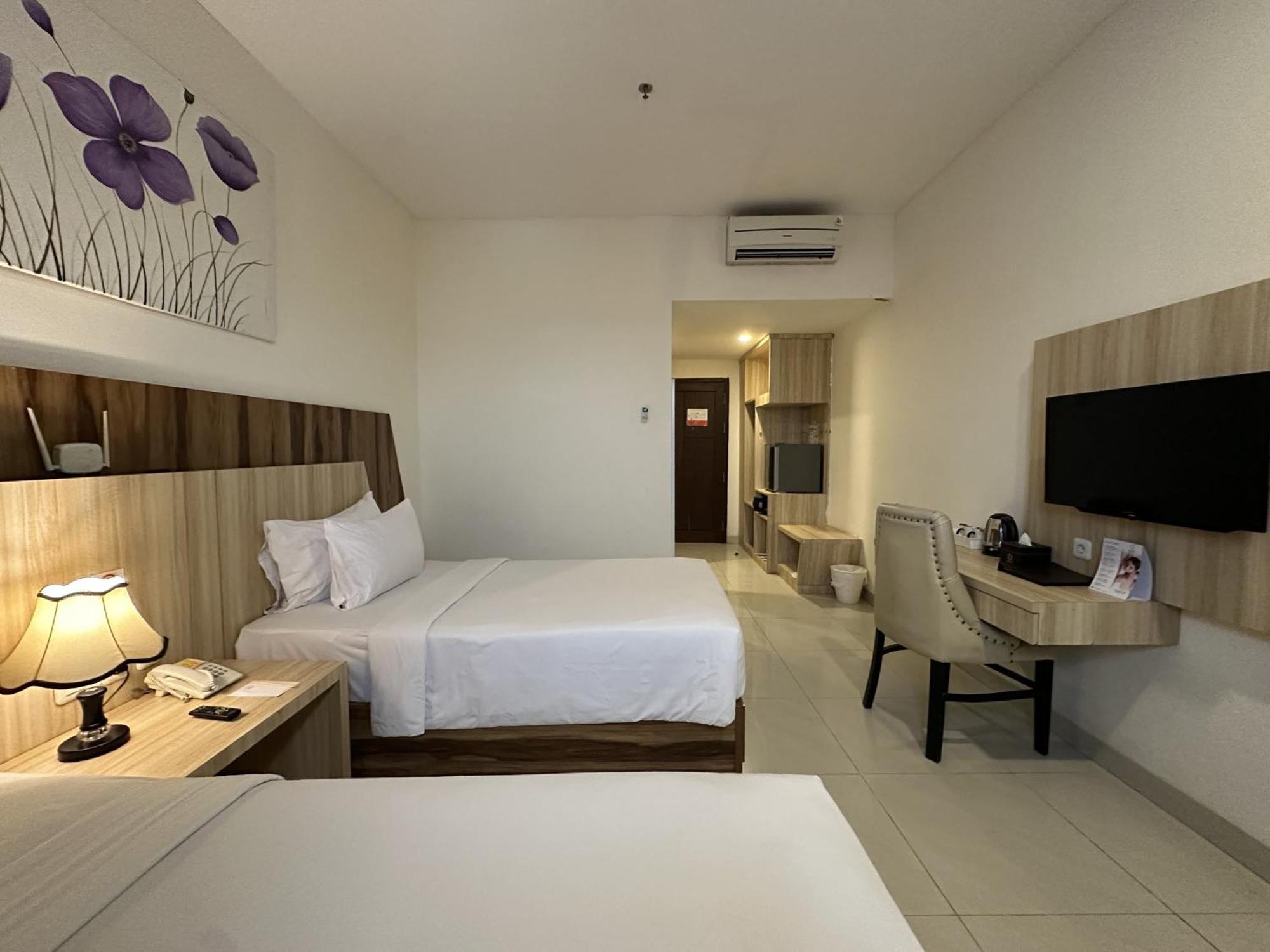 Vega Prime Hotel & Convention Sorong Cameră foto